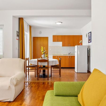Golden Cape Apartments Бол Экстерьер фото