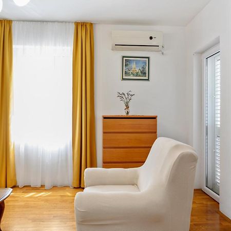 Golden Cape Apartments Бол Экстерьер фото