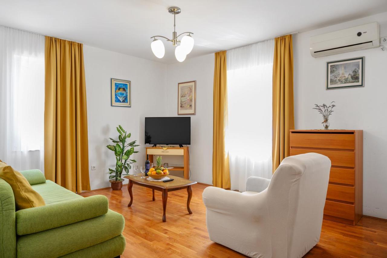 Golden Cape Apartments Бол Экстерьер фото